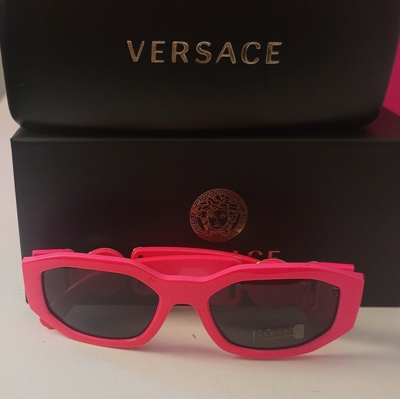 Versace Medusa  Sunglasses Biggie in Fushia NWT - Picture 6 of 6